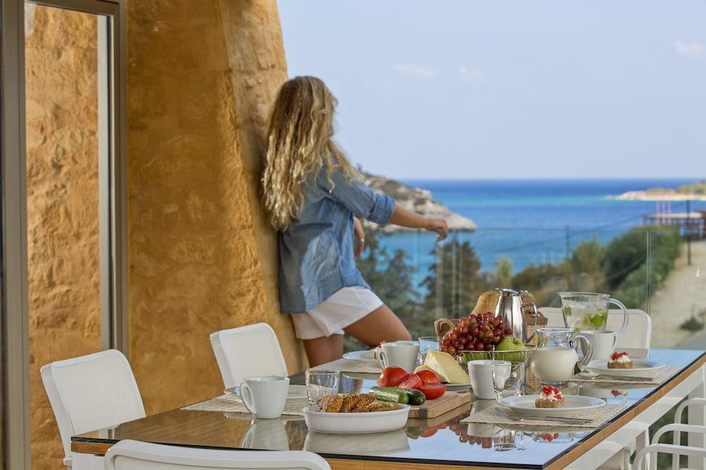 Olea Villas - Infinity Pool, Hot Tub, Sea Views Marathi  Luaran gambar